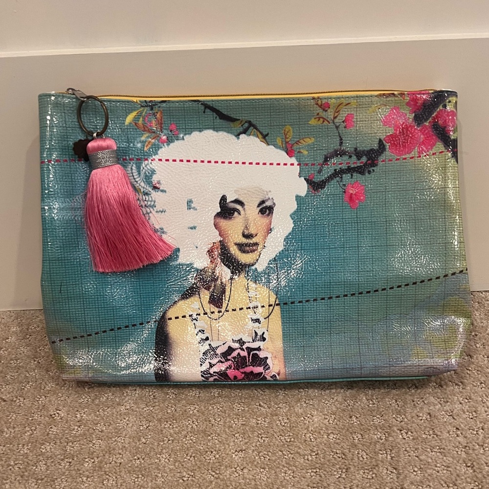 PAPAYA BAGS- TASSEL POUCH - 'FABULOUS"